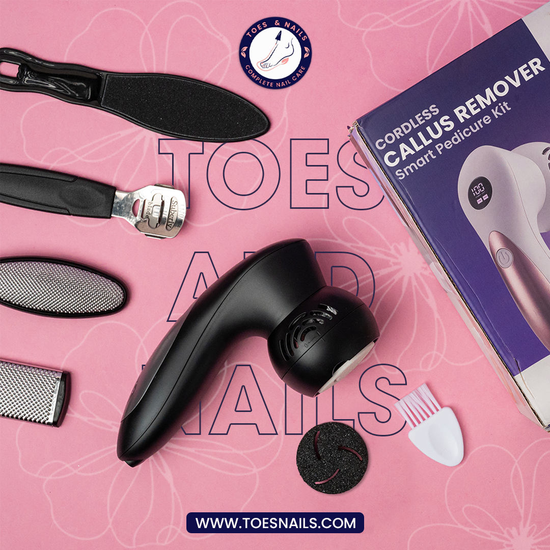 Toes & Nails cordless callus remover with its retail box and roller heads